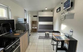 Studio avec jardin clos